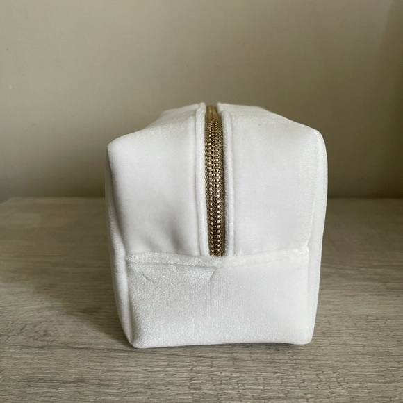 Authentic Dior White and Gold Cosmetic Bag. New. Comes with box. - Picture 6 of 8